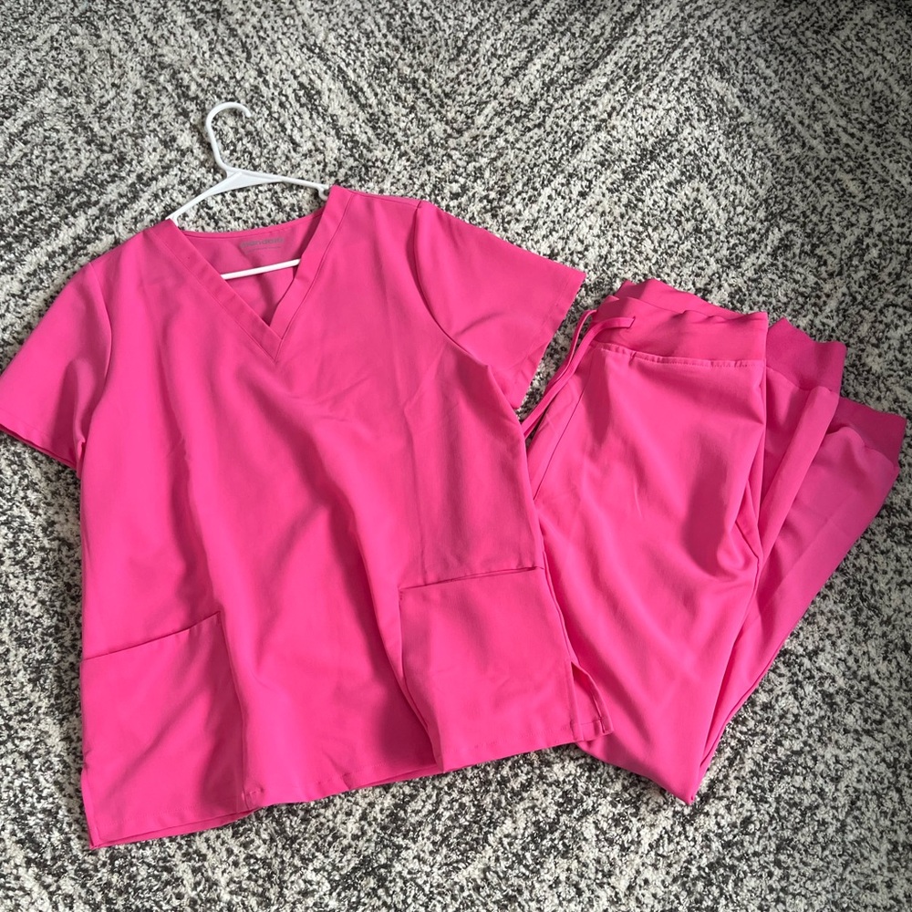 Woman’s Mandala Scrub Set - Bubblegum